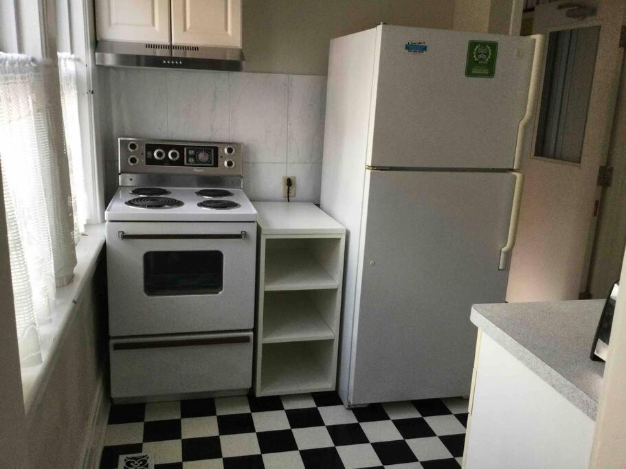 Adorable 2-Bedroom Unit With Jacuzzi Beside Falls Niagara-vízesés Kültér fotó