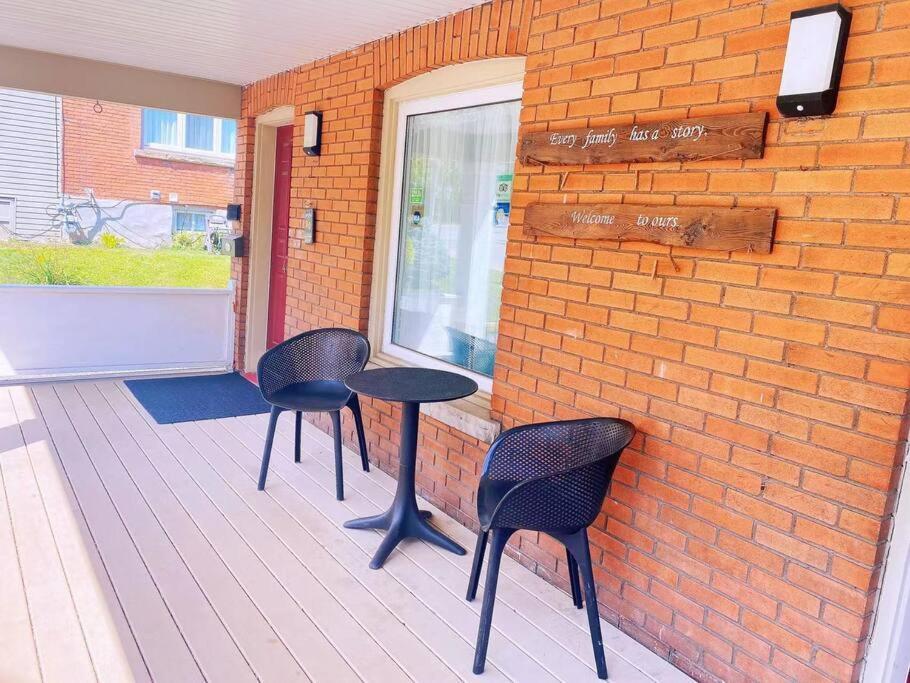 Adorable 2-Bedroom Unit With Jacuzzi Beside Falls Niagara-vízesés Kültér fotó