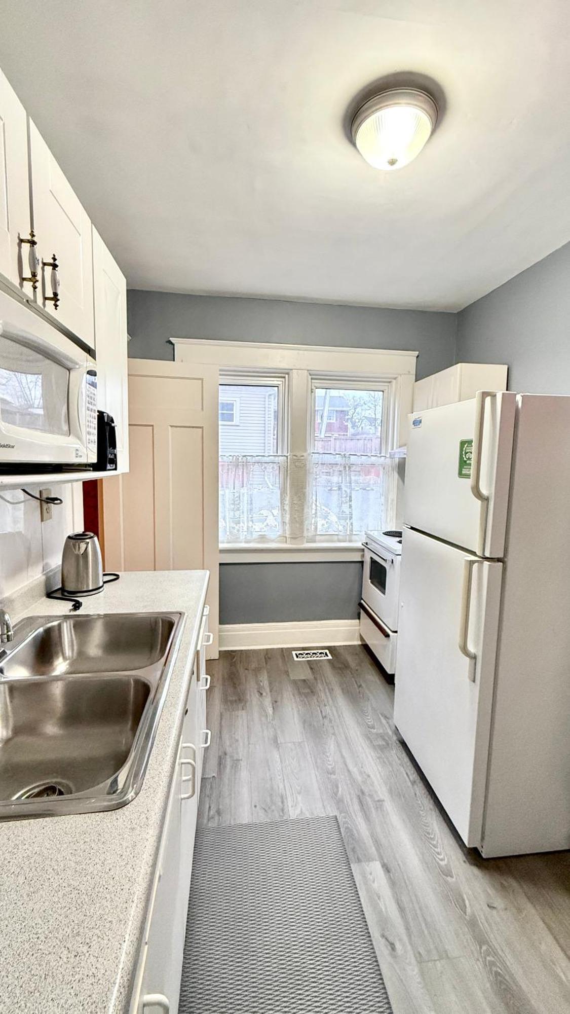 Adorable 2-Bedroom Unit With Jacuzzi Beside Falls Niagara-vízesés Kültér fotó